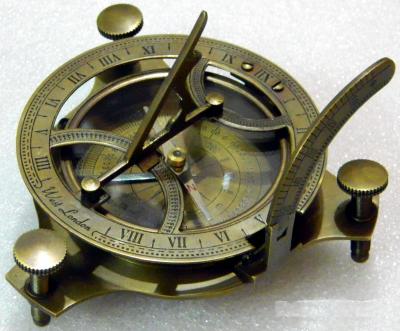Antique finish sundial compass